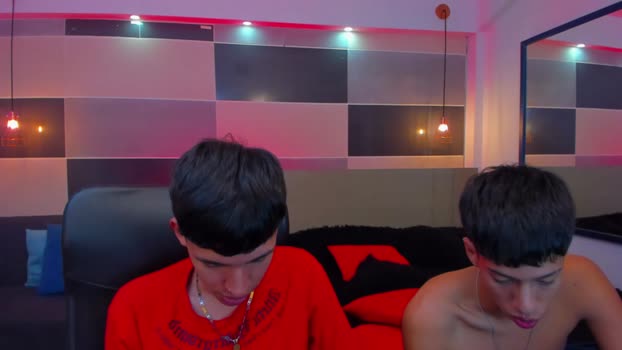 juan_nd_steven Cam Webcam SHOW @ Chaturbate 01-08-2025