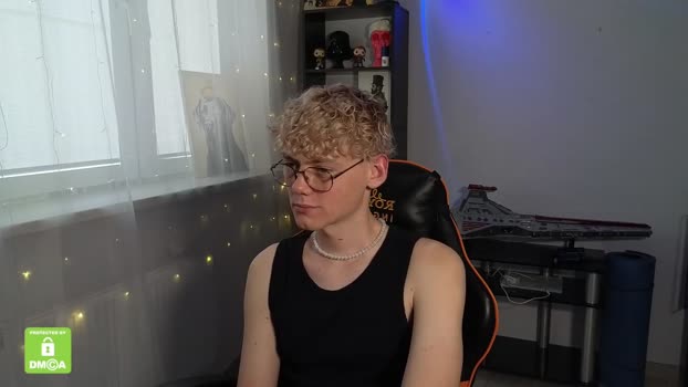 kirill_20_cm Recorded Webcam SHOW @ Chaturbate 02-08-2025