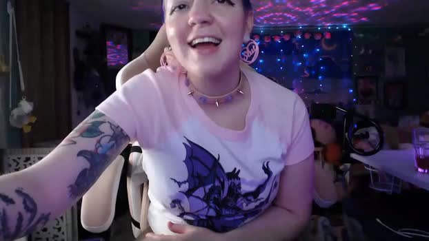 nerdy_squirty play Webcam SHOW @ Chaturbate 02-08-2025