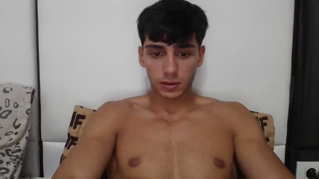 james_qss8 fuckme Webcam SHOW @ Chaturbate 02-08-2025