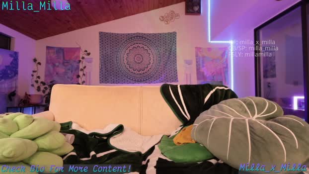 milla_milla natural Webcam SHOW @ Chaturbate 03-08-2025