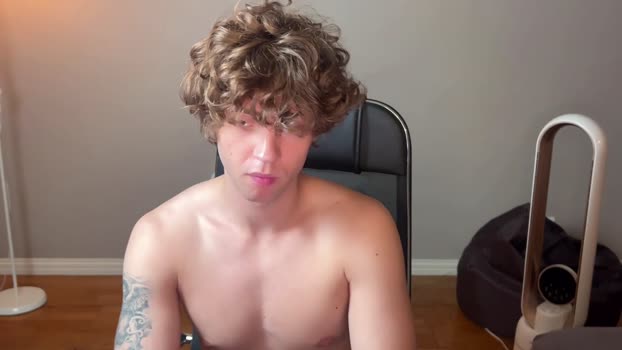 namiraaxel suckshow Webcam SHOW @ Chaturbate 03-08-2025
