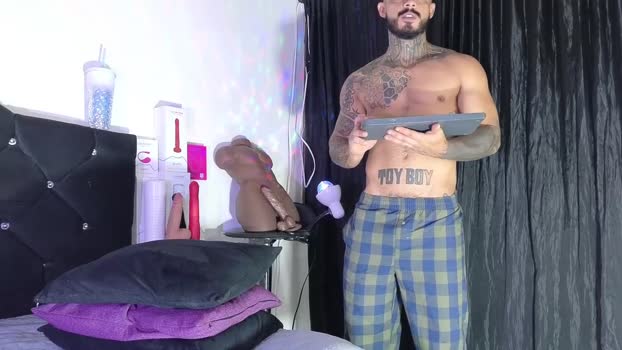 john_and_louis big Webcam SHOW @ Chaturbate 03-08-2025