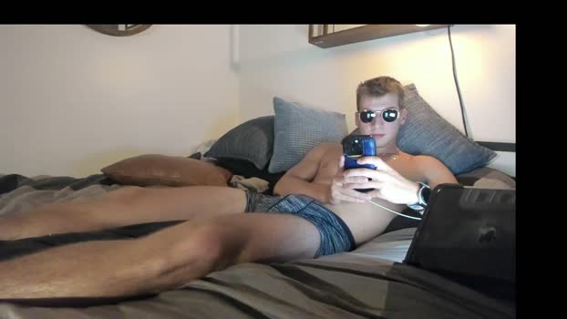 juniormadison69 toys Webcam SHOW @ Chaturbate 04-08-2025