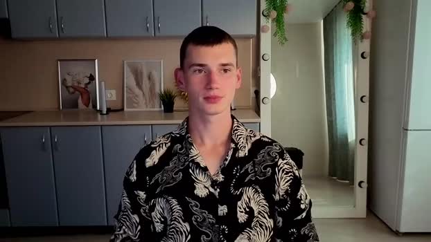 max_foks Show Webcam SHOW @ Chaturbate 05-08-2025