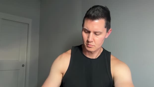 smoothflexiblemuscle kiss Webcam SHOW @ Chaturbate 05-08-2025