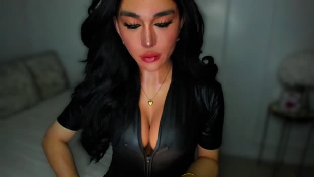 transnextdoor_ jerkoff Webcam SHOW @ Chaturbate 05-08-2025
