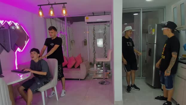 boysdeluxemilitary striptease Webcam SHOW @ Chaturbate 06-08-2025