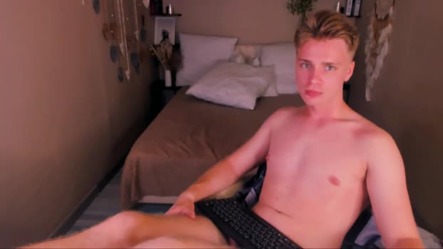 lawrence_miles bigtoys Webcam SHOW @ Chaturbate 05-08-2025