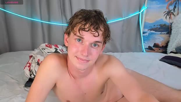 4ever_dude strip Webcam SHOW @ Chaturbate 06-08-2025
