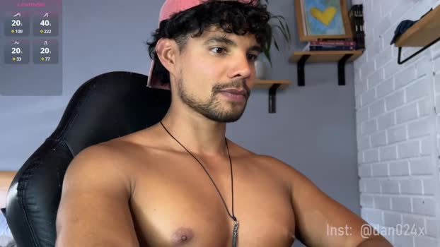 daniel0910s gay Webcam SHOW @ Chaturbate 06-08-2025