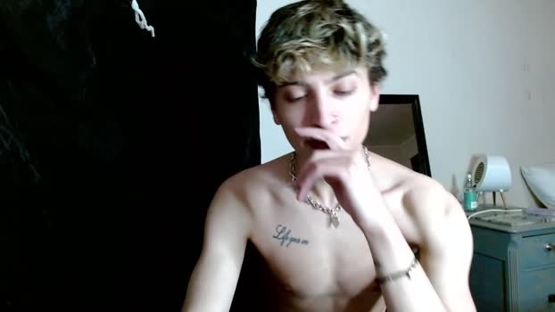 topzaddy fingers Webcam SHOW @ Chaturbate 08-08-2025