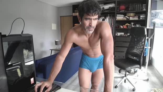 latino23bom kissing Webcam SHOW @ Chaturbate 08-08-2025