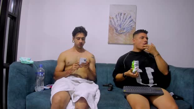 straight__friends orgasm Webcam SHOW @ Chaturbate 08-08-2025
