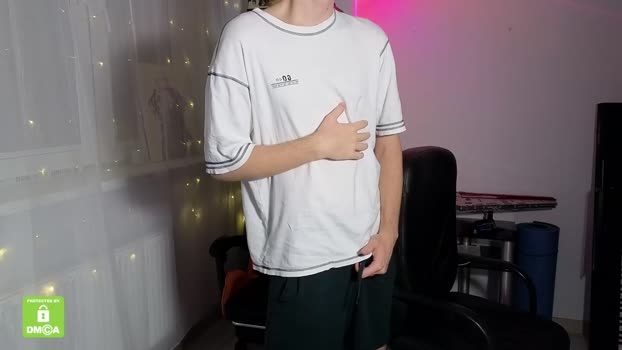 kirill_20_cm handsome Webcam SHOW @ Chaturbate 09-08-2025