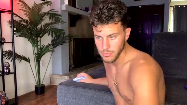 wentbrokeonstrippers bicurious Webcam SHOW @ Chaturbate 09-08-2025