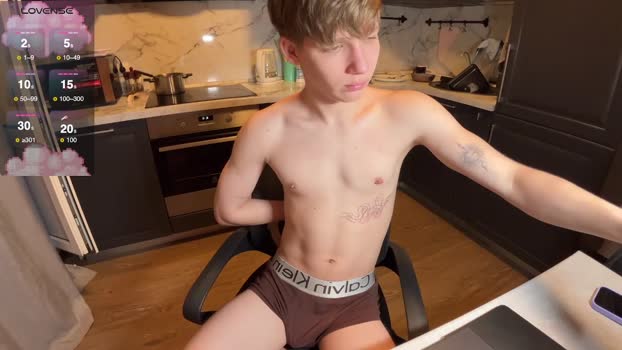 walterback bigtoys Webcam SHOW @ Chaturbate 10-08-2025
