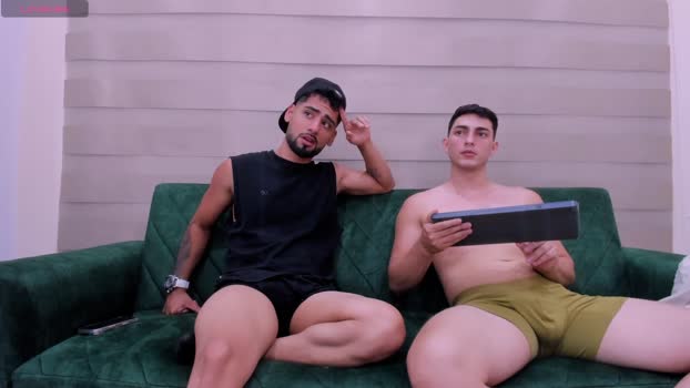 soccer_hot jerking Webcam SHOW @ Chaturbate 12-08-2025