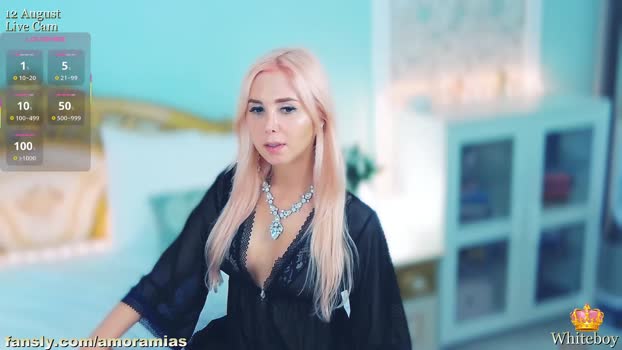 amoramias strip Webcam SHOW @ Chaturbate 13-08-2025