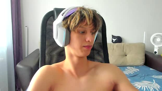 ostin_meoww horny Webcam SHOW @ Chaturbate 13-08-2025