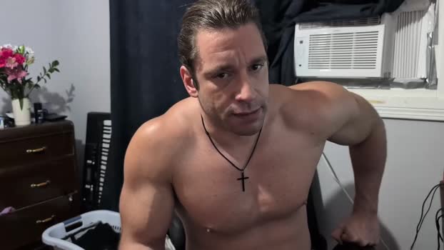 pizza_biceps cute Webcam SHOW @ Chaturbate 13-08-2025