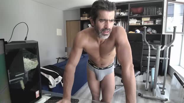 latino23bom spanking Webcam SHOW @ Chaturbate 16-08-2025