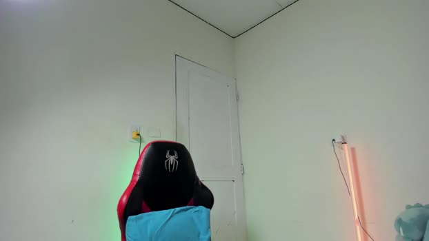 spideychill lush Webcam SHOW @ Chaturbate 17-08-2025