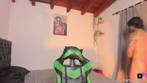 valentino2201 lick Webcam SHOW @ Chaturbate 17-08-2025