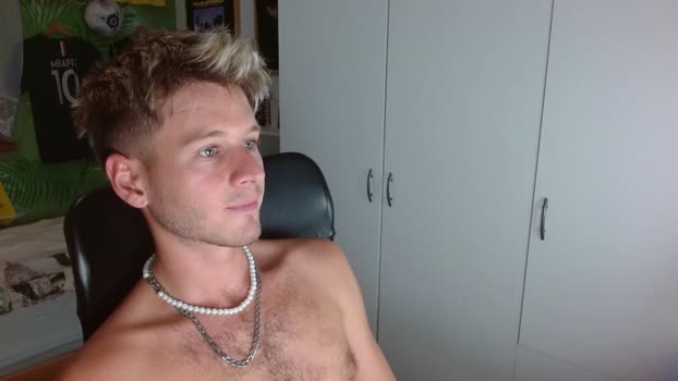 freddy_star sexybody Webcam SHOW @ Chaturbate 18-08-2025