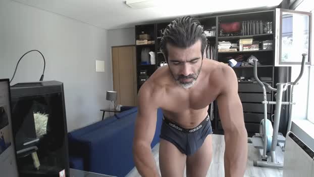 latino23bom deepthroat Webcam SHOW @ Chaturbate 19-08-2025