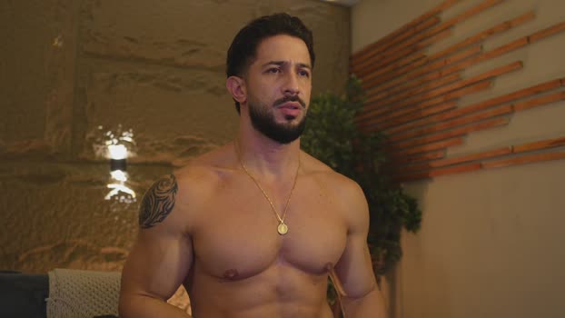 roccofontana fingers Webcam SHOW @ Chaturbate 19-08-2025