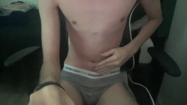 sweatygamer_ kiss Webcam SHOW @ Chaturbate 19-08-2025