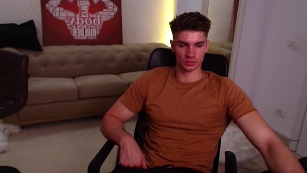 maxkaiden bigtoys Webcam SHOW @ Chaturbate 20-08-2025