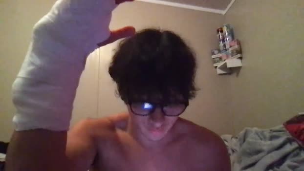 hyunluv kiss Webcam SHOW @ Chaturbate 22-08-2025
