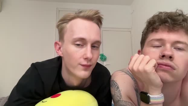 oliver_and_thomas Topless Webcam SHOW @ Chaturbate 21-08-2025
