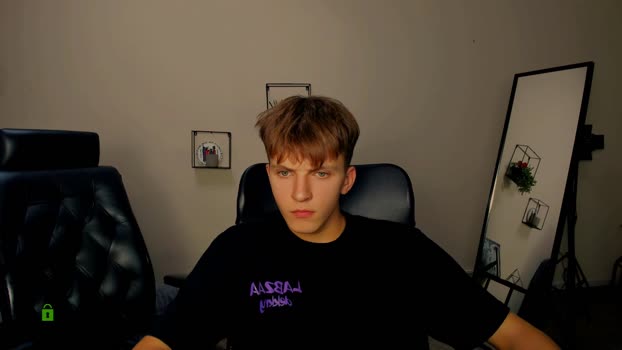 travis_wolf_ hard Webcam SHOW @ Chaturbate 22-08-2025