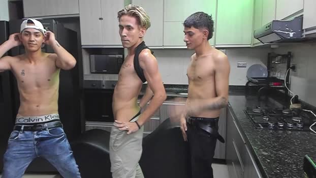 voyeurism_guys bicurious Webcam SHOW @ Chaturbate 22-08-2025