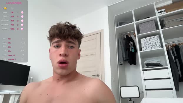 evan_white_ show Webcam SHOW @ Chaturbate 23-08-2025