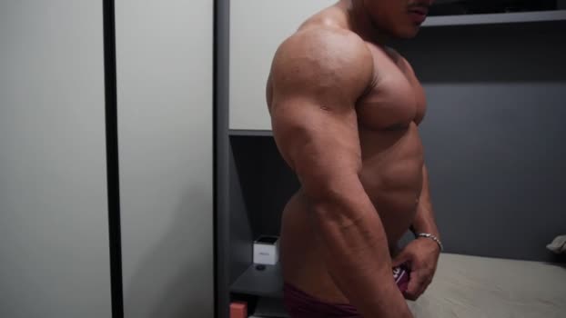 henrimusclee fingers Webcam SHOW @ Chaturbate 23-08-2025
