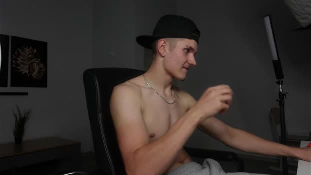 eric_poston cute Webcam SHOW @ Chaturbate 25-08-2025