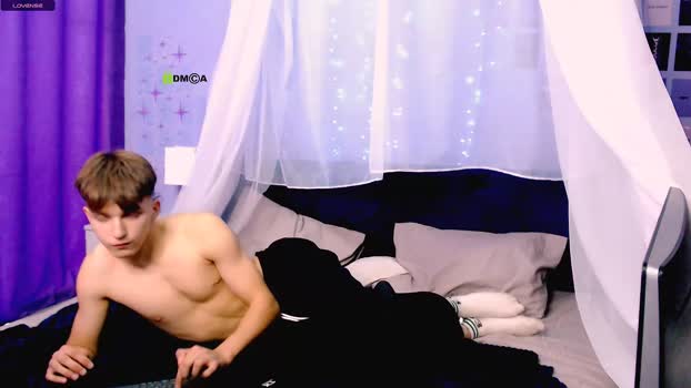 travis_wolf_ beautiful Webcam SHOW @ Chaturbate 27-08-2025