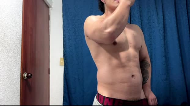 logan_x3 bigtoys Webcam SHOW @ Chaturbate 31-08-2025