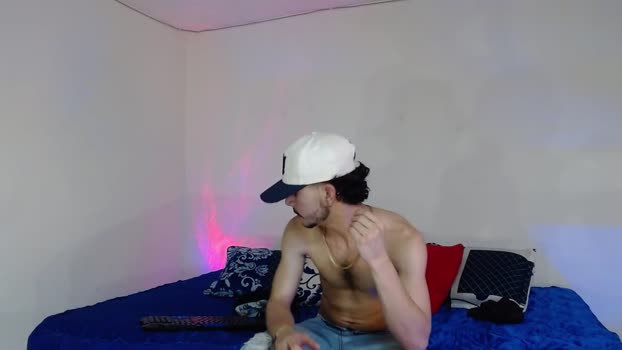 dominic_hanks striptease Webcam SHOW @ Chaturbate 02-09-2025