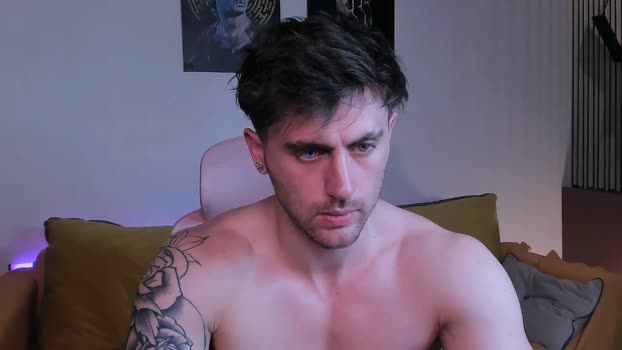 oscar_miller_ play Webcam SHOW @ Chaturbate 02-09-2025