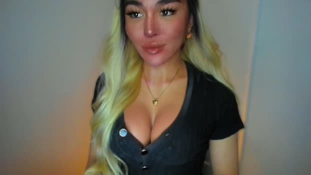 transnextdoor_ Porn Webcam SHOW @ Chaturbate 02-09-2025