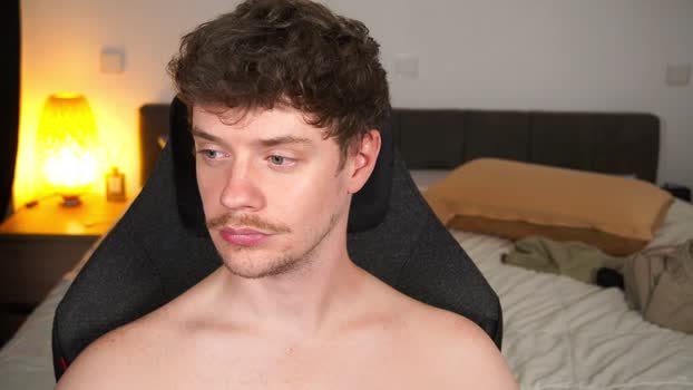 ironthud lick Webcam SHOW @ Chaturbate 02-09-2025