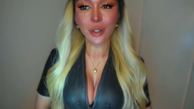 transnextdoor_ amateur Webcam SHOW @ Chaturbate 02-09-2025