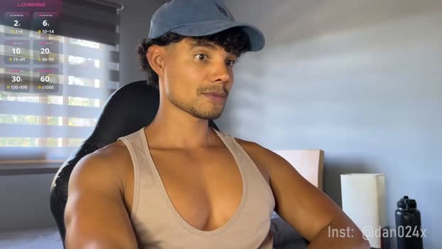 daniel0910s bigdick Webcam SHOW @ Chaturbate 03-09-2025