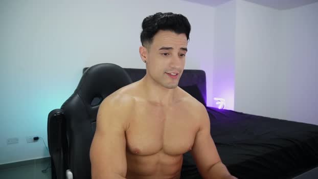 krops_ big Webcam SHOW @ Chaturbate 04-09-2025