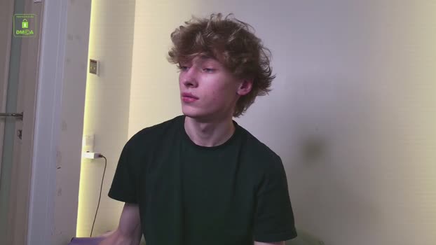 curlytwinkboy big Webcam SHOW @ Chaturbate 05-09-2025